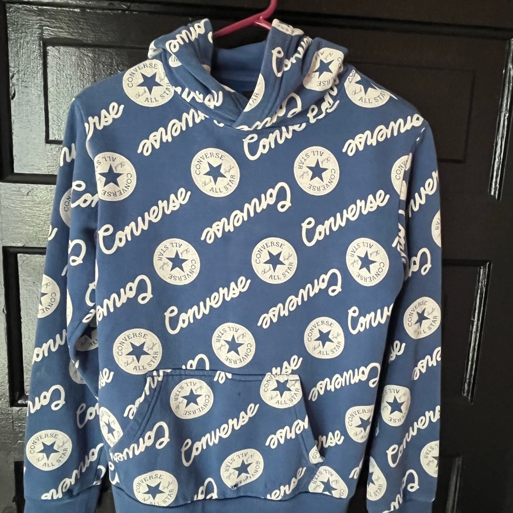 boy large converse hoodie
